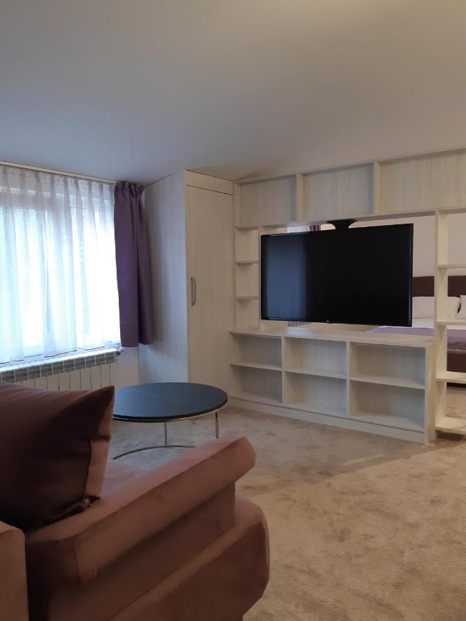 Apartament Magnolia Nearby City Center With Parking Hermannstadt Exterior foto