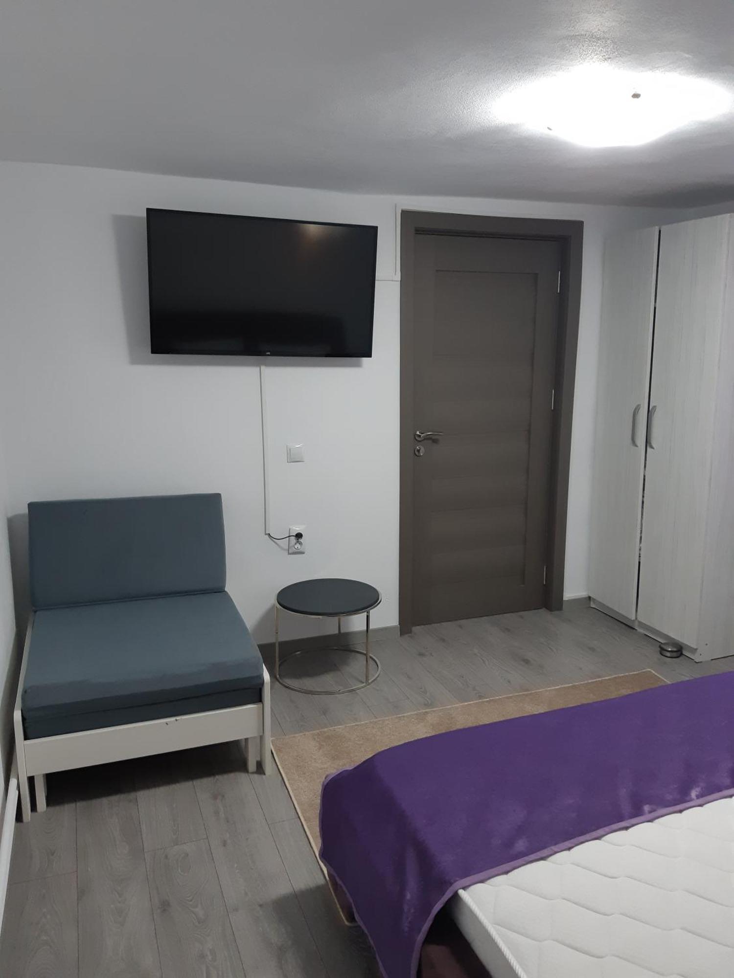 Apartament Magnolia Nearby City Center With Parking Hermannstadt Exterior foto